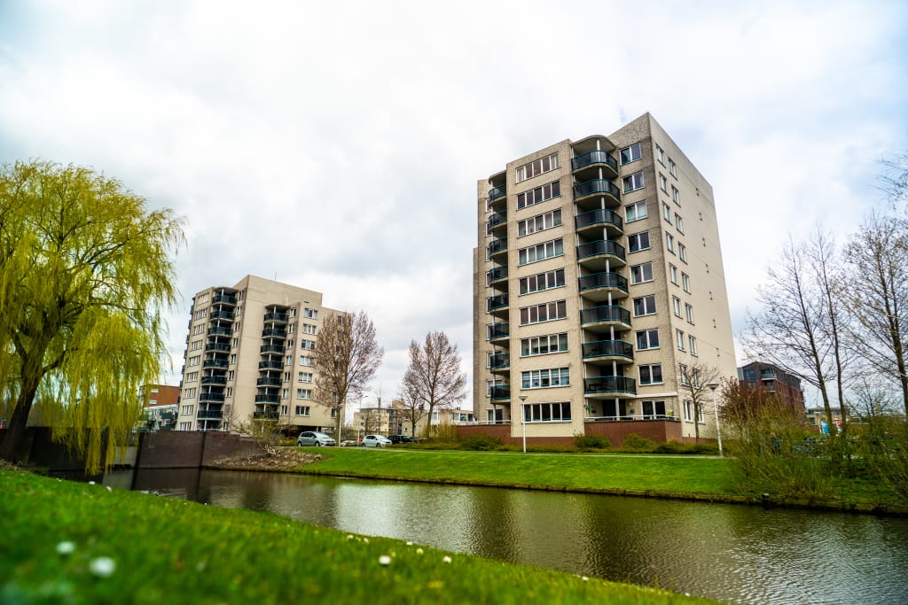 De flat zeelandiahoeve in Amstelveen