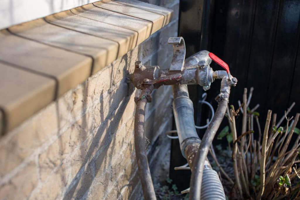 Spouw die vanuit de buitenmuur wordt geïsoleerd
