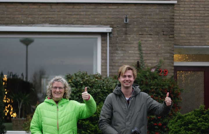 Blije bewoners voor huis